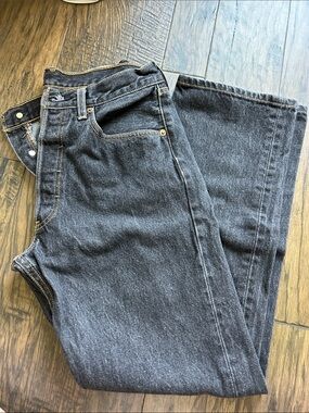 Levi's Black Wide-Leg Denim Jeans with Contrast Topstitching